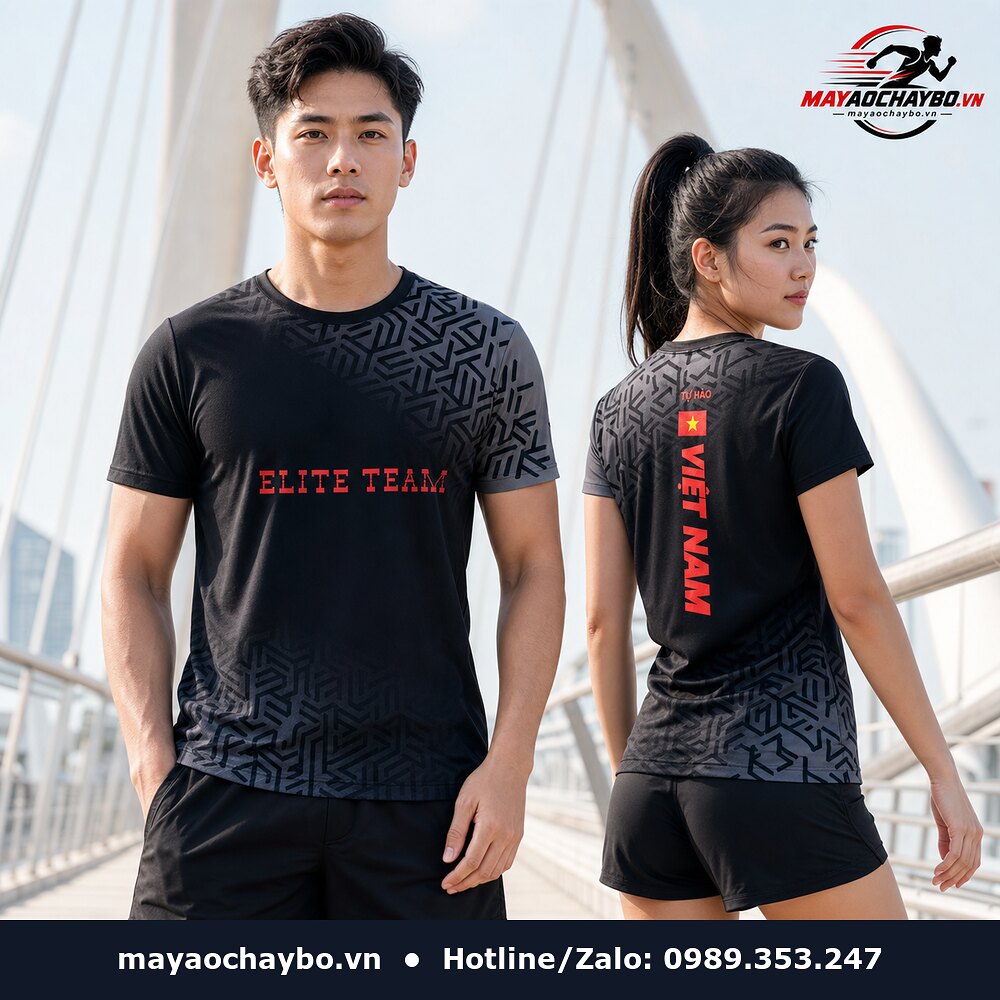 Người mẫu mặc áo chạy bộ Elite Việt Nam màu đen
