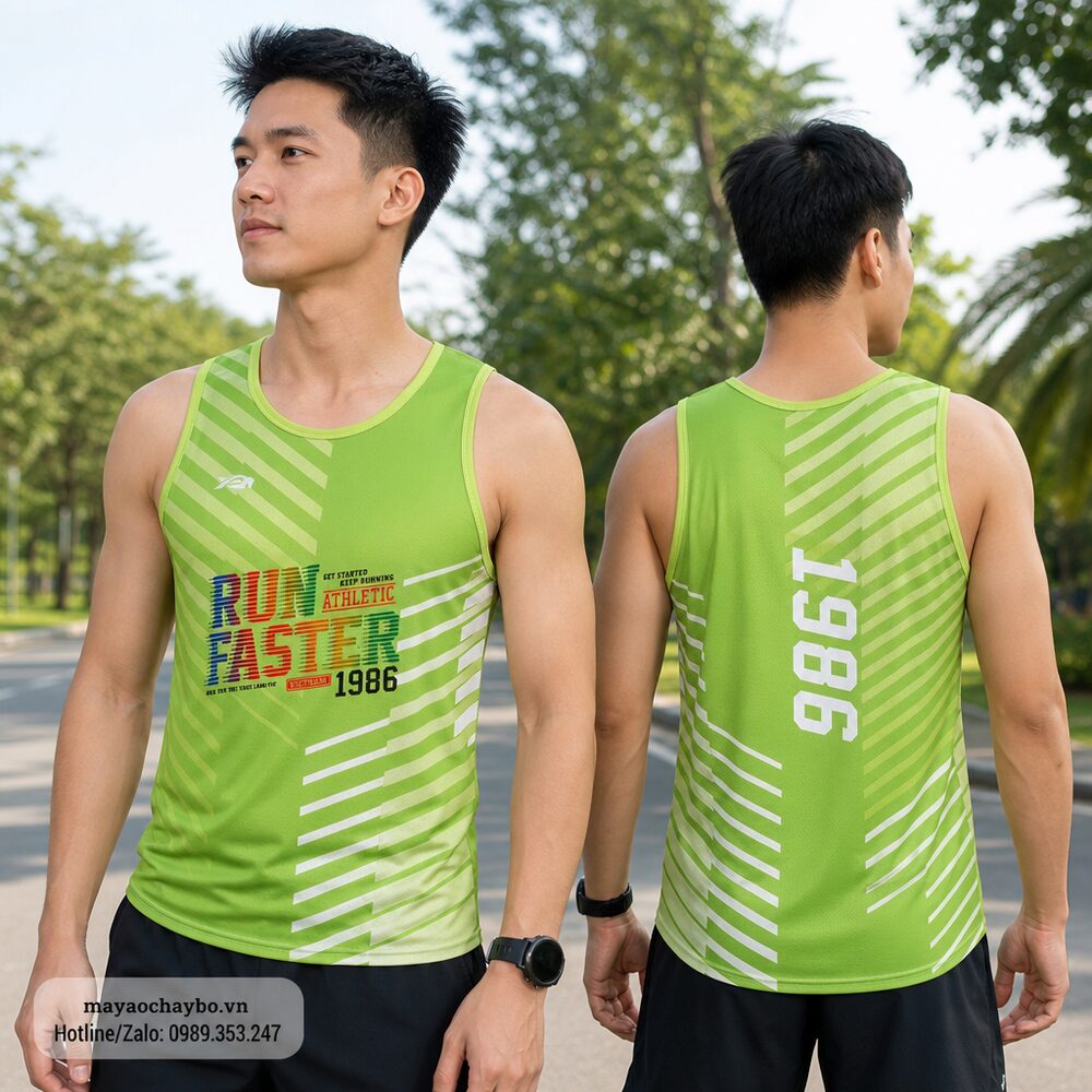 Người mẫu mặc áo chạy bộ Áo Chạy Bộ Nam Màu Xanh Lá RUN FASTER – Năng Lượng Từ Tự Nhiên
