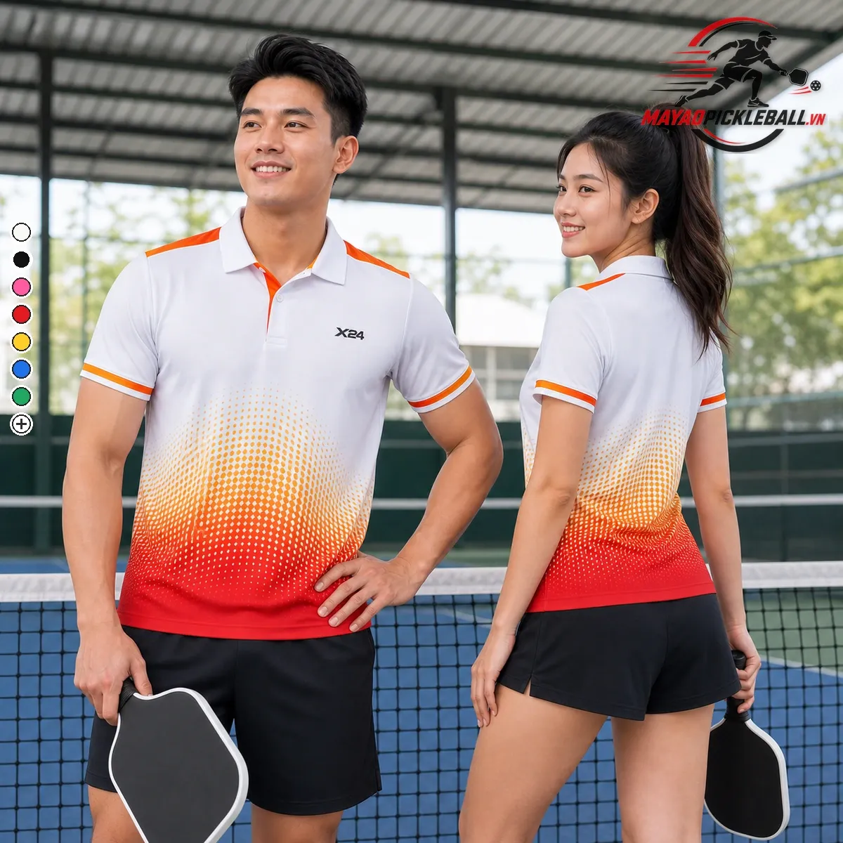 Áo pickleball nam nữ có cổ tay áo ngắn PND màu trắng đỏ cam pose đứng tự nhiên trên sân pickleball